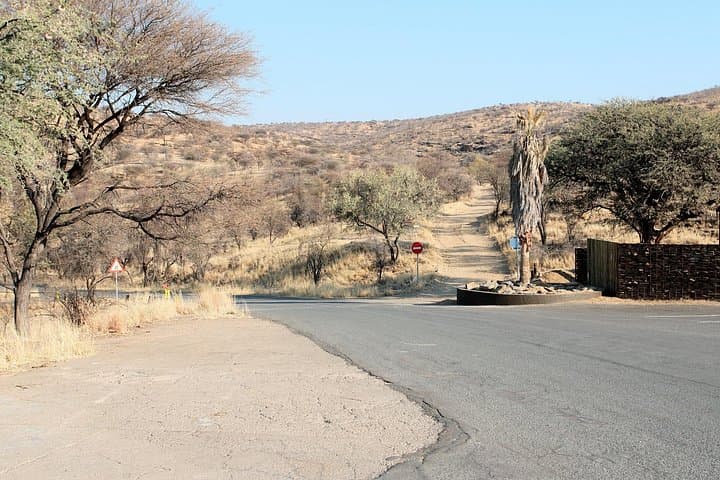 Daan Viljoen Sunrise Wildlife Hike: Private Morning Tour from Windhoek photo 2