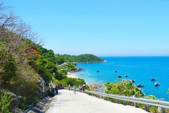 Cham Islands Speedboat Snorkeling from Da Nang: Island-Hopping & BBQ Lunch
