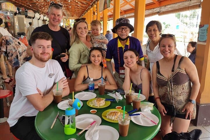 Chinatown Singapore Michelin and Local Hawker Food Tour: Taste the City's Best Bites