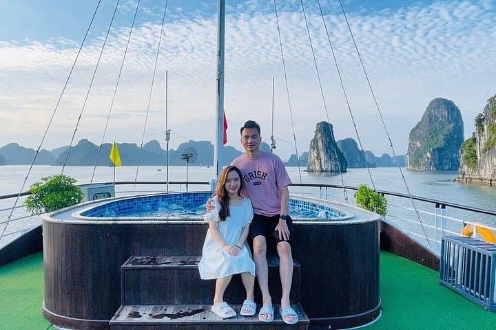 Half‑Day La Casta Cruise on Ha Long Bay — Kayaks, Sung Sot Cave & Titop Views photo 3