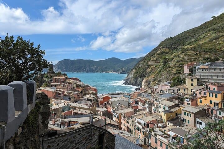 Cinque Terre Boat Cruise and Manarola Vineyard Wine Tasting photo 6