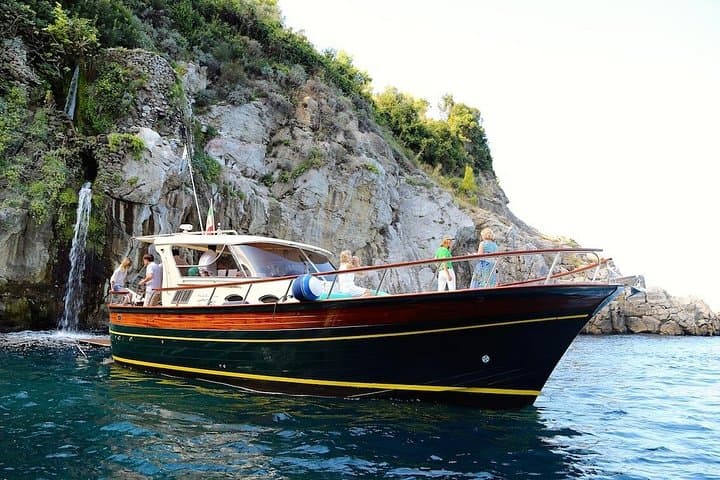 Capri & Li Galli Boat Tour from Amalfi — Swim, Snorkel and Explore photo 2