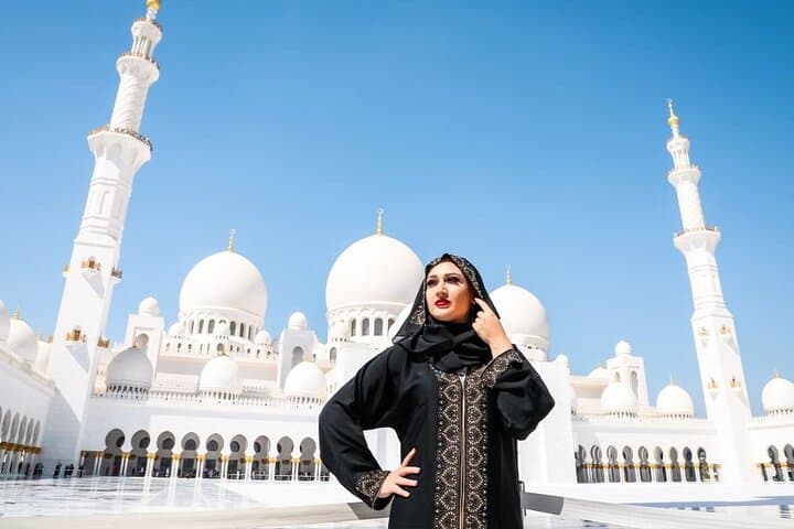 Abu Dhabi Day Trip: Louvre, Sheikh Zayed Mosque & Corniche from Dubai photo 4