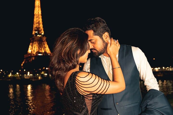 Night Photoshoot in Paris: Private 30-Minute City of Lights Session photo 5
