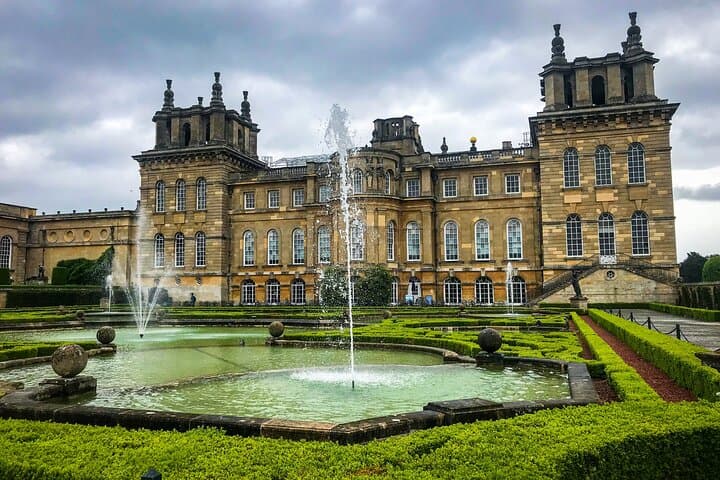 Private Day Trip London to Oxford and Blenheim Palace photo 1