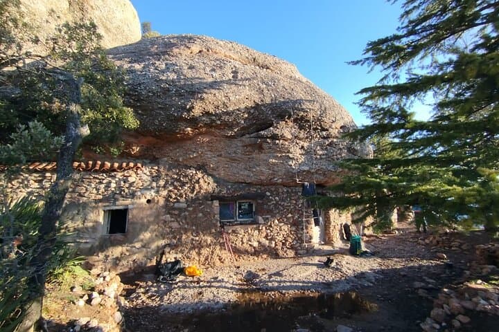 Sant Jeroni Summit and Montserrat Bivouac: Overnight Cave Refuge Hike