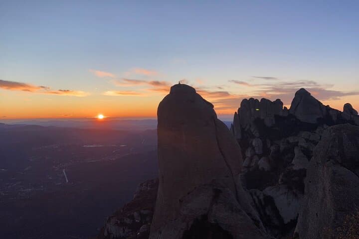 Sant Jeroni Summit and Montserrat Bivouac: Overnight Cave Refuge Hike photo 3