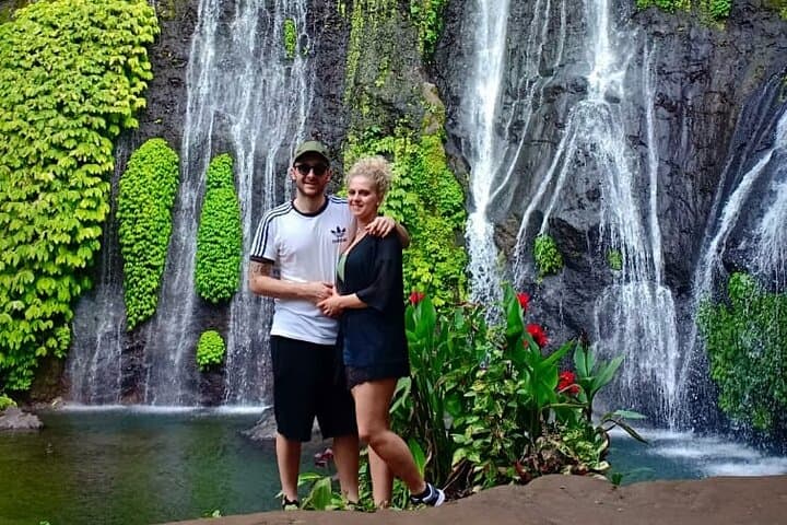 Full-Day Bali North West Tour: Banyumala Waterfall, Handara Gate & Ulun Danu photo 5