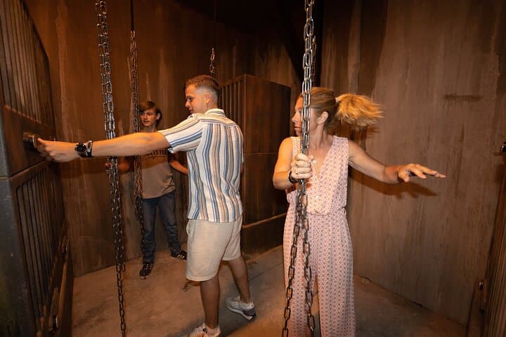 Prison Action Game Deauville: Fort Boyard-Style Escape Challenge photo 4