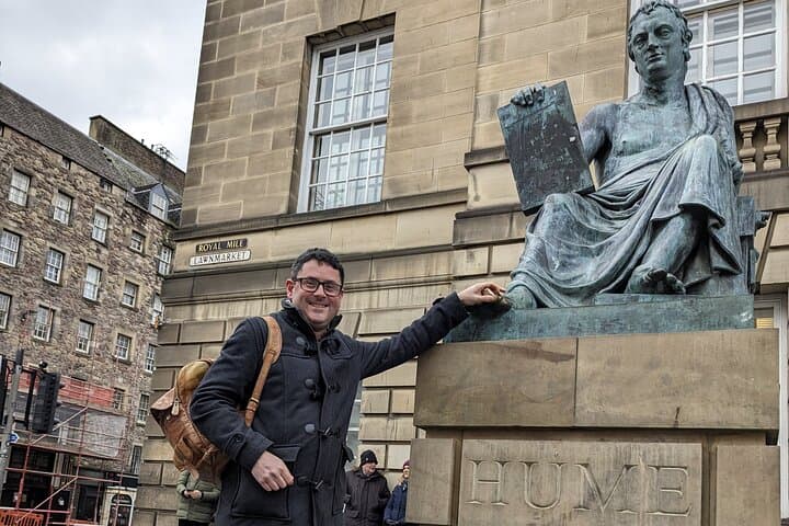 Private Royal Mile Walking Tour – Explore Edinburgh Old Town in 2 Hours photo 2
