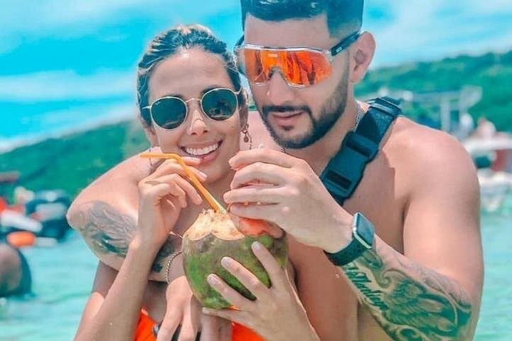 Rosario Islands Day Cruise: 5-Island Open-Bar Snorkel, Beaches & Seafood photo 2