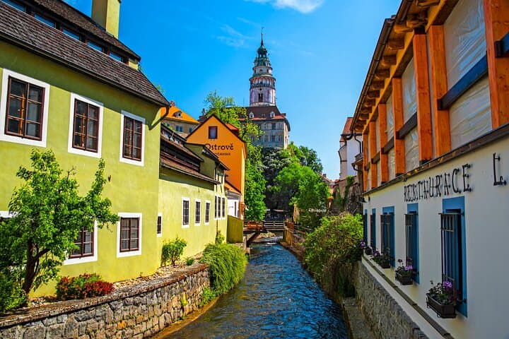 Private Český Krumlov Walking Tour – Castle Tower, Cloak Bridge & St. Vitus photo 6