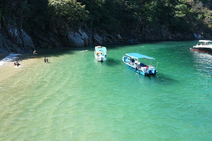 Colomitos & Las Ánimas: All-Inclusive Catamaran Snorkel from Puerto Vallarta photo 2