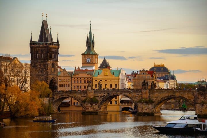 Explore Prague in a Day: Private Full-Day Historic City Tour