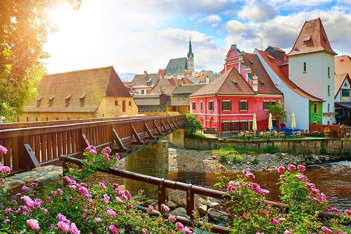 Prague to Cesky Krumlov Private Full-Day Tour — Castle, Old Town & Budweiser Brewery