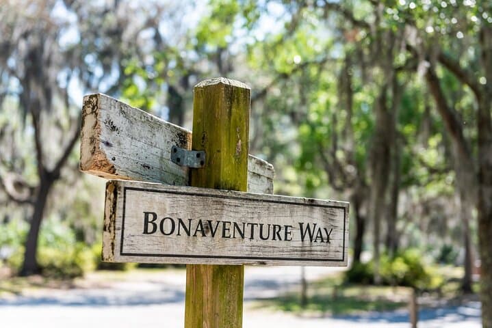 Bonaventure Cemetery Walking Tour: Historic Savannah Live-Oak Walk photo 6