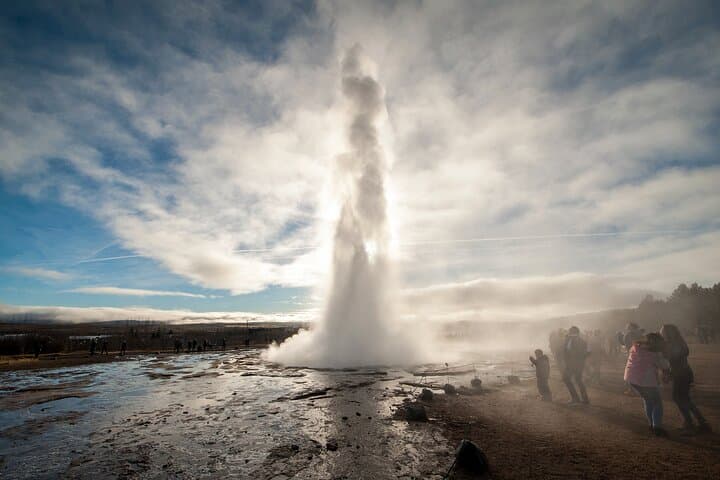 Private Golden Circle Tour: Explore Þingvellir, Geysir, Gullfoss & Kerid photo 3