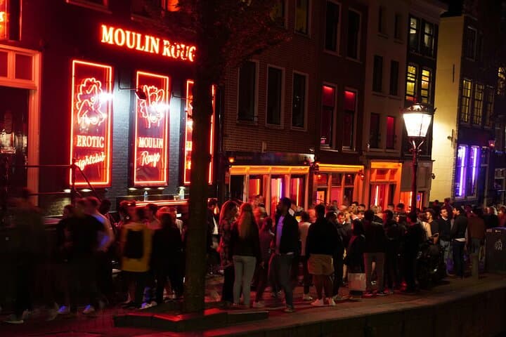 Red Light District Private Tour: History, Culture and Insider Walking Guide photo 2