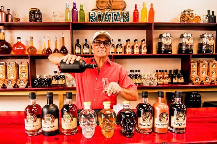 Roatan Island Private Tour: West End Markets, Chocolate & Rum Tasting (4-hour)