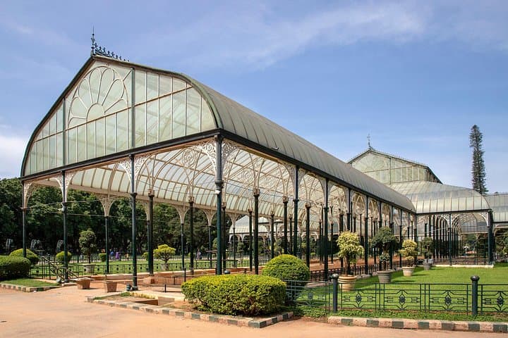 Bangalore Full-Day Private City Tour: Lalbagh, Palaces & Markets