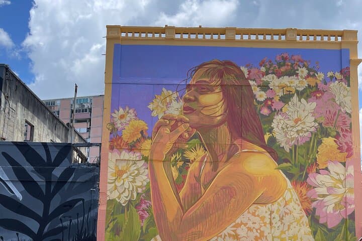 Santurce Art District Bar Crawl: Local Bars, Music & Craft Beer in San Juan