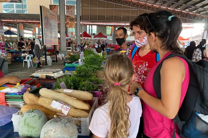 Kuching Bike & Cook: Riverfront Village Ride & Sarawak Cooking Class photo 6
