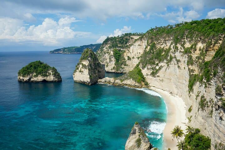 Nusa Penida Private Tour: Kelingking, Diamond Beach & Molenteng Tree House photo 5
