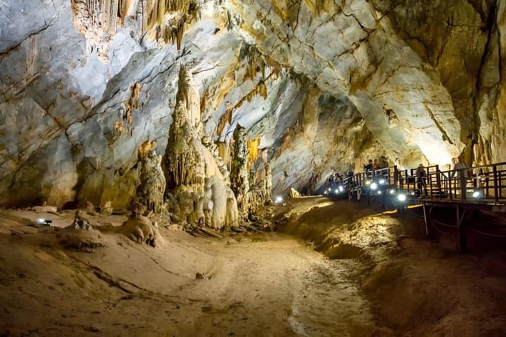 One-Day Journey to Paradise Cave from Hue — Thien Duong Cave 2026 Guide photo 2