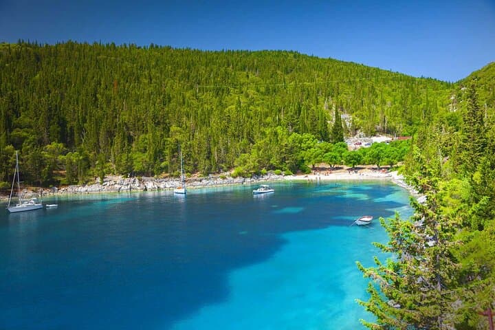 Fiscardo Shore Excursion: Kefalonia Highlights — Myrtos, Melissani & Antisamos photo 2