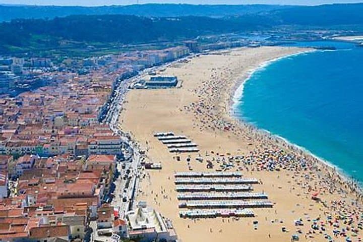 Half-Day Private Tour to Nazaré: Giant Waves, Beach Culture & Seafood photo 3