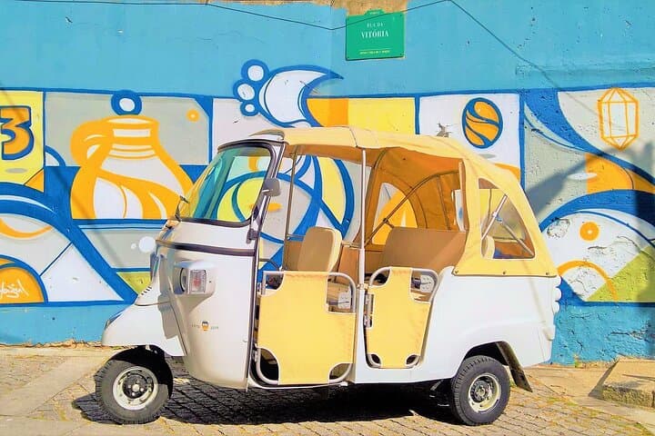 Porto Half-Day Private Tuk Tuk City Tour — Historic Sights & Douro Views