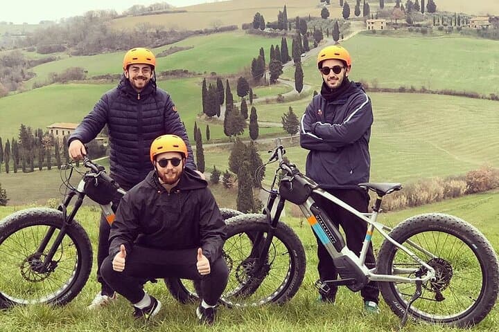 E-Bike Val d'Orcia: Self-Guided E‑Bike Ride Through Monticchiello and Pienza