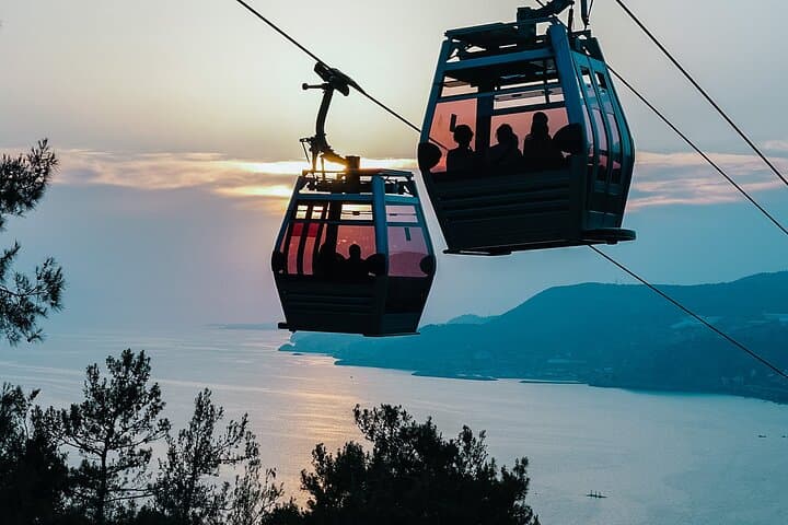 Sunset Alanya Cable Car & Dinner Boat Tour: Castle Views, Cleopatra Beach & Foam Party photo 1