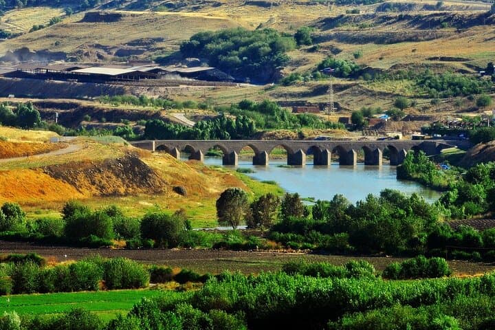 Discover Diyarbakır: 2-Day Private History and Heritage Tour photo 4