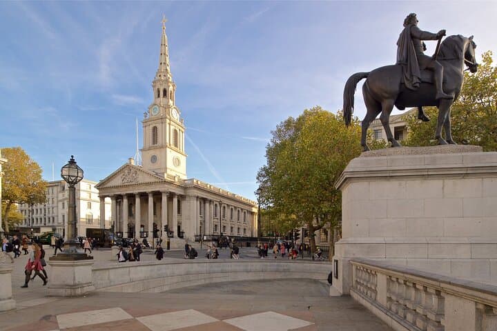 Covent Garden Walking Tour: Sweets, Secrets & Theatreland Stroll photo 3
