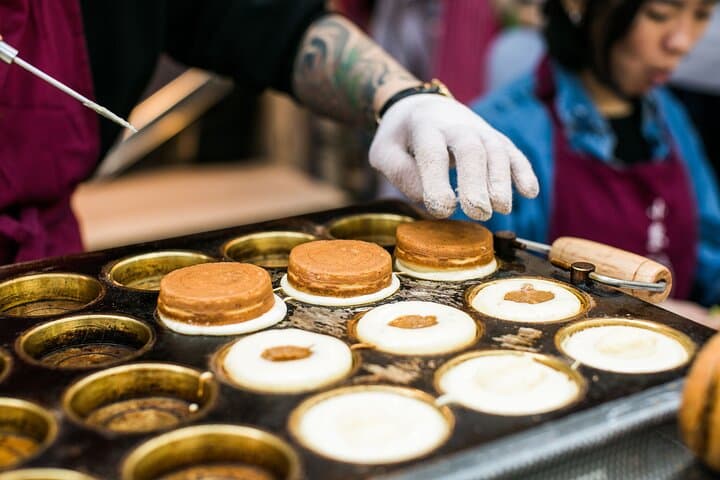 Covent Garden Walking Tour: Sweets, Secrets & Theatreland Stroll photo 6