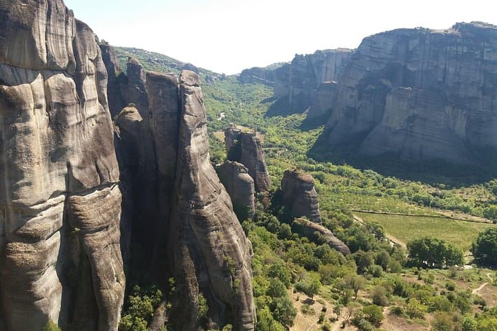 Full-Day Meteora Hiking Tour from Athens — Monasteries on the Cliffs