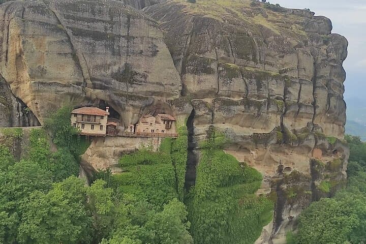 Full-Day Meteora Hiking Tour from Athens — Monasteries on the Cliffs photo 4