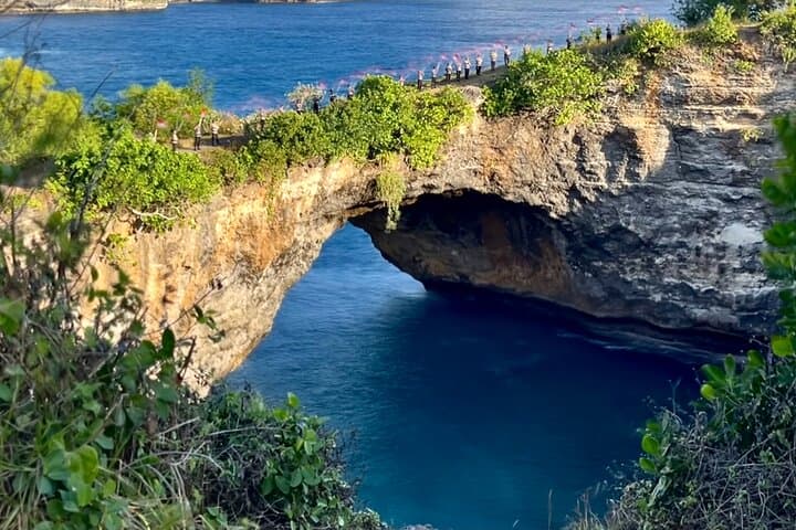 Nusa Penida Day Tour: Kelingking Cliff Views & Private Manta Snorkel photo 3