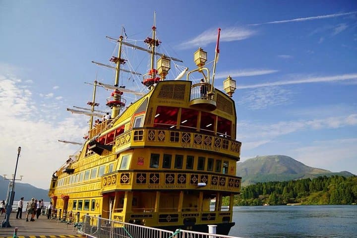 Private Mt Fuji & Hakone Day Tour from Tokyo — Ropeway, Owakudani and Lake Ashi Cruise photo 3