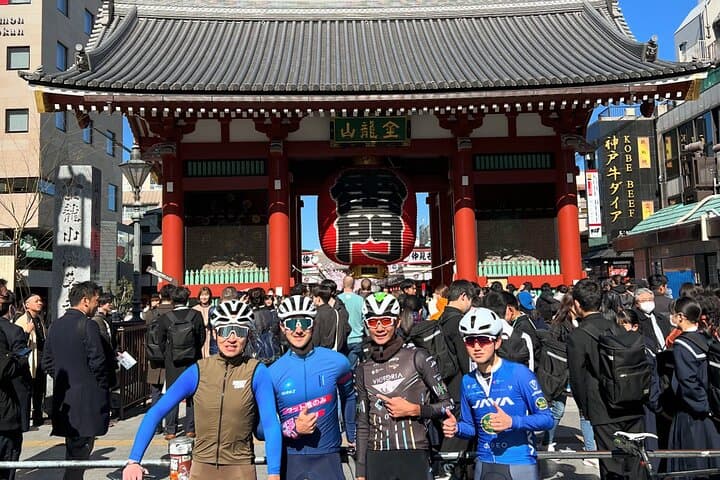 Guided Road Bike Tour in Tokyo: English & Italian Ride with Rental photo 4