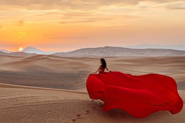 Dubai Desert Flying Dress Photoshoot in the Red Sand Dunes (Lahbab) photo 2
