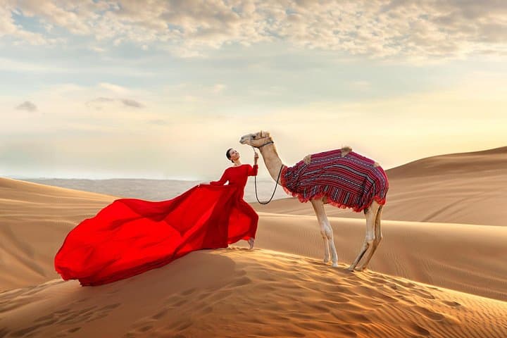 Dubai Desert Flying Dress Photoshoot in the Red Sand Dunes (Lahbab) photo 3