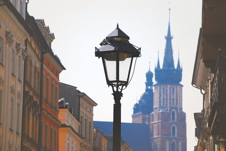 Krakow Old Town Walking Tour: St. Mary’s, Wawel & Rynek Highlights photo 4