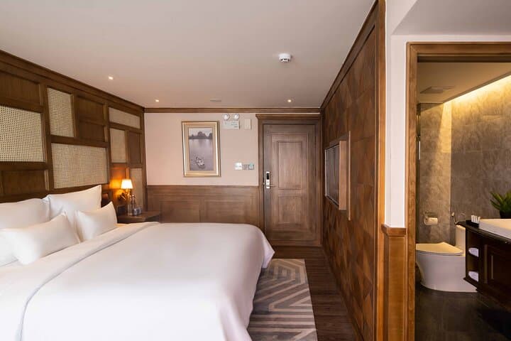3-Day Boss Cruise: Explore Halong Bay from Hanoi photo 4
