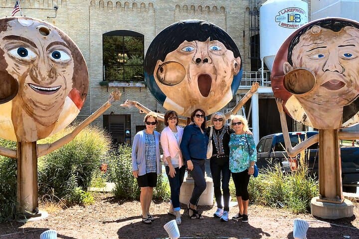 Milwaukee 2-Hour City Bus Tour — Lakefront, Third Ward & North Point