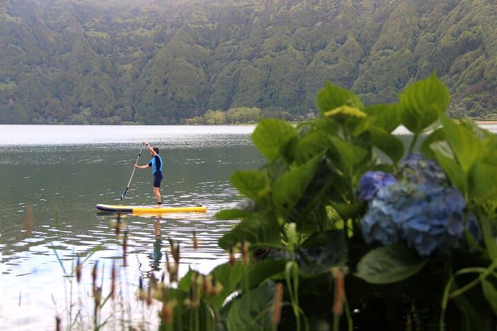 Stand-Up Paddle on Sete Cidades' Blue and Green Lakes — Beginner SUP in São Miguel photo 6