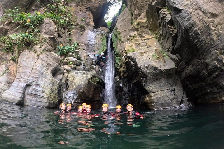 Canyoning Salto do Cabrito: Rappels and Waterfalls on São Miguel, Azores photo 4