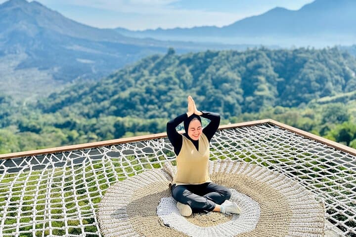 Kintamani Sunrise Jeep Tour: Mount Batur, Black Lava & Coffee