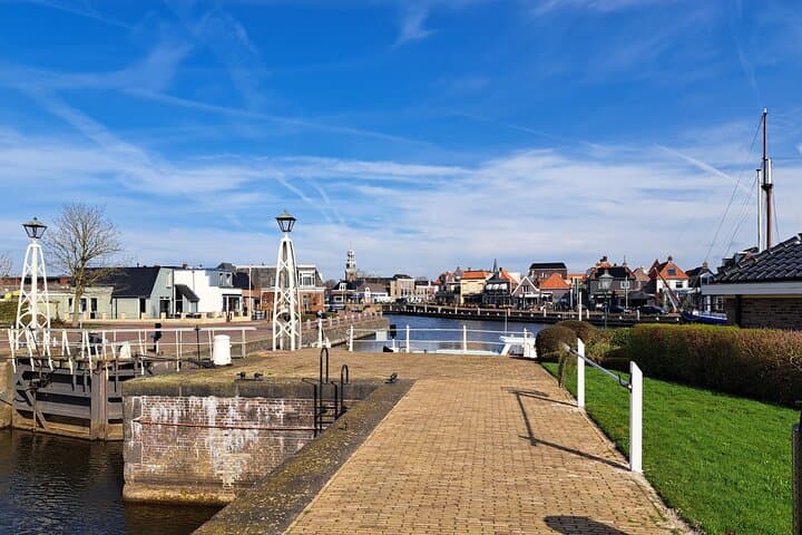 Solve the Lemmer Siege: A Self-Guided Historic Outdoor Escape Walk photo 5